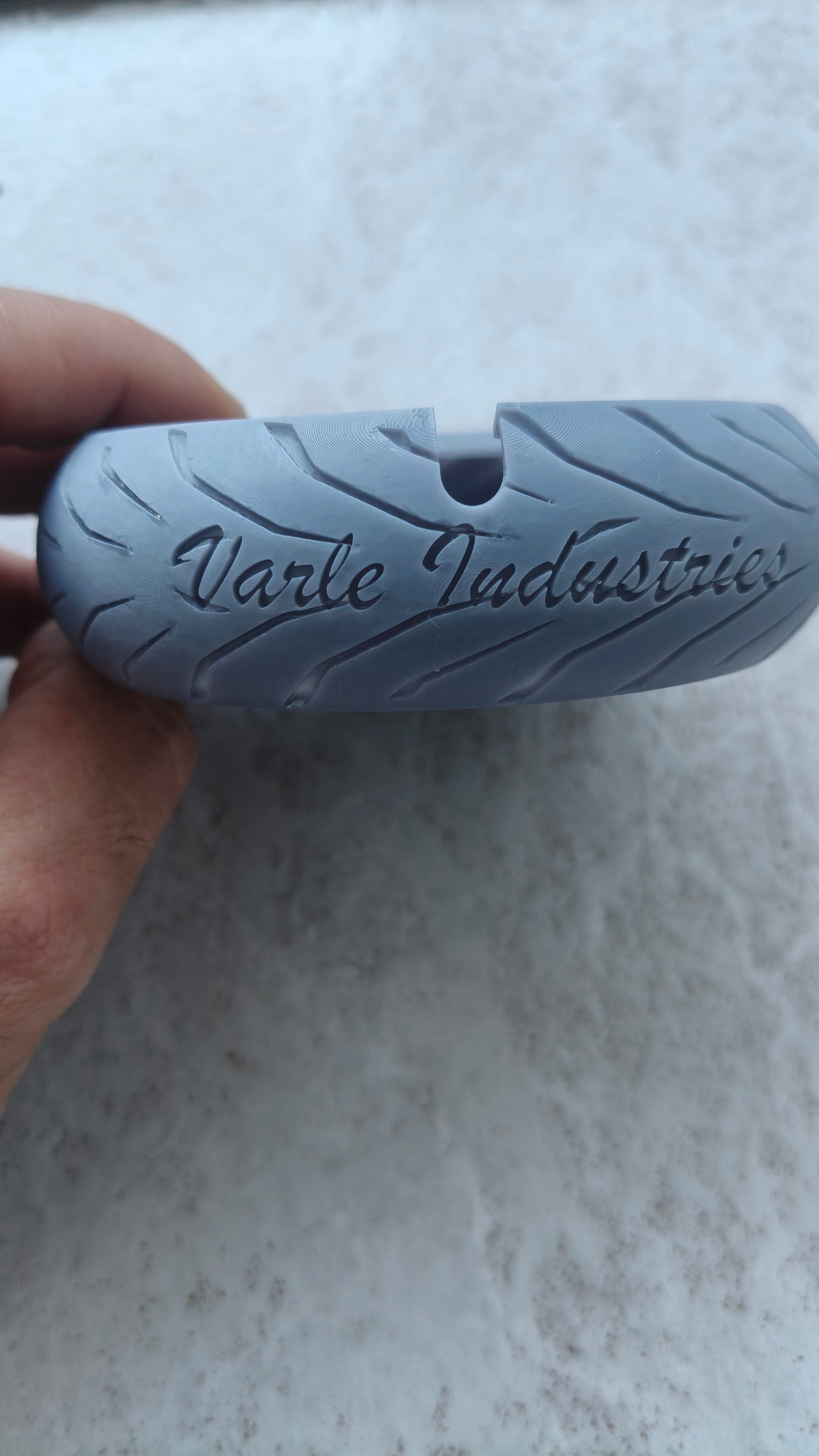Posacenere stile pneumatico moto